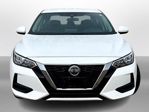 Used 2022 Nissan Sentra SV image 3
