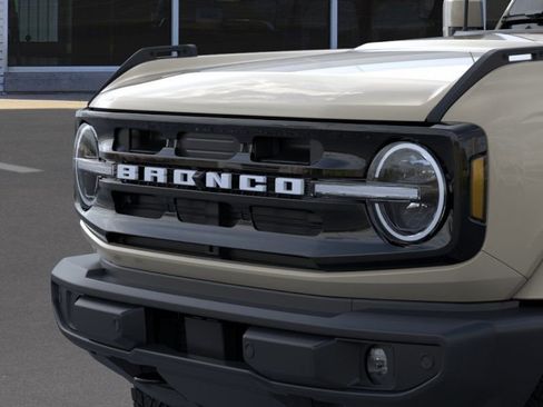 New 2026 Ford Bronco Outer Banks AWD/4WD image 19