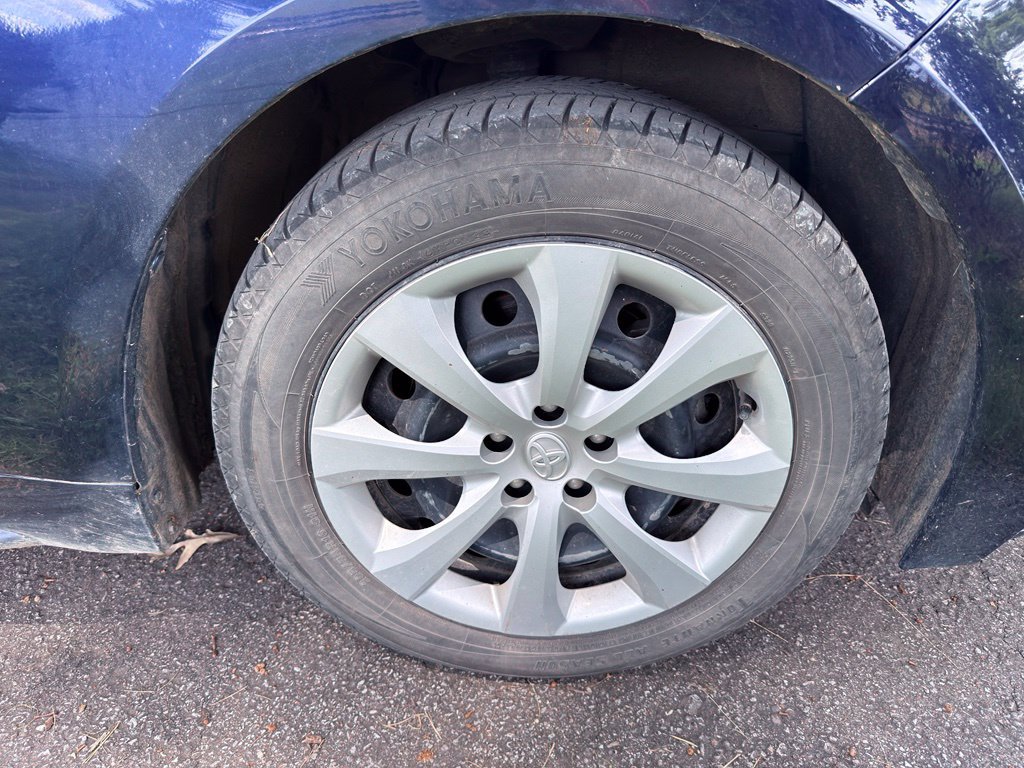Used 2024 Toyota Corolla LE FWD image 21