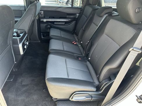 Used 2018 Ford Expedition XLT w/ Cargo Package image 18