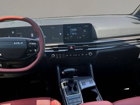 New 2026 Kia Sportage SX AWD/4WD image 6