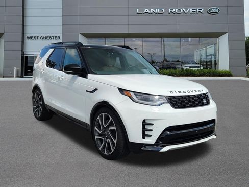 Certified 2024 Land Rover Discovery Dynamic SE AWD/4WD image 2