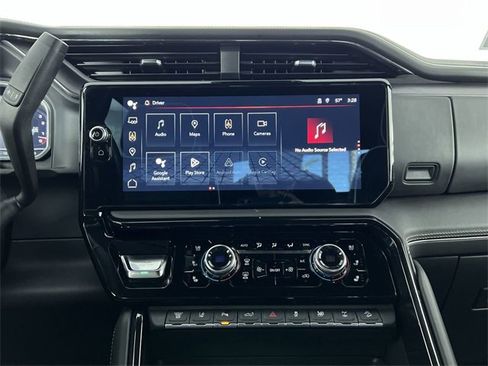 Used 2024 GMC Sierra 2500 AT4X image 13