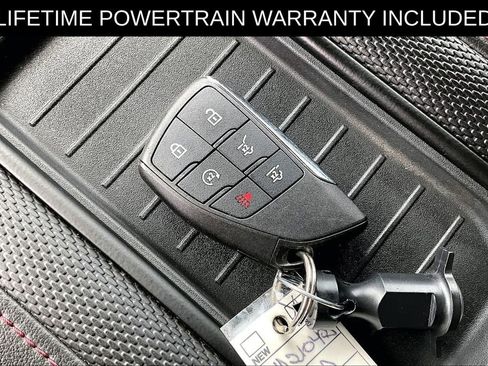 Used 2022 Chevrolet Tahoe RST w/ Luxury Package RWD image 13