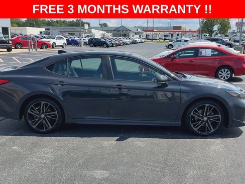 Used 2025 Toyota Camry XSE AWD/4WD image 9