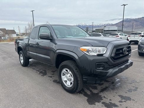 Used 2023 Toyota Tacoma SR image 1