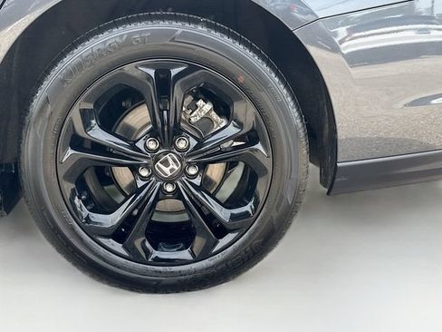 Certified 2025 Honda Accord SE image 33
