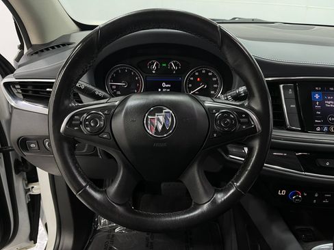 Used 2020 Buick Enclave Essence AWD/4WD image 20