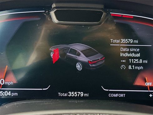 Used 2021 BMW 750i xDrive w/ Executive Package image 13