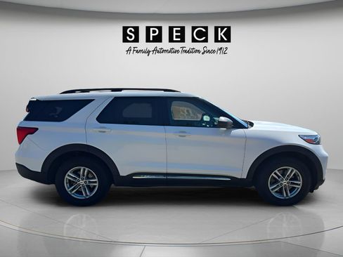 Used 2022 Ford Explorer XLT w/ Class IV Trailer Tow Package AWD/4WD image 6
