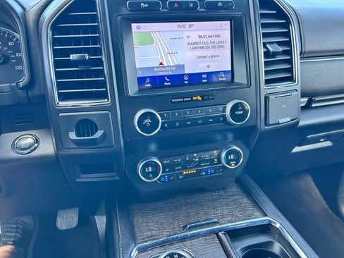 Used 2021 Ford Expedition Max Limited RWD image 4
