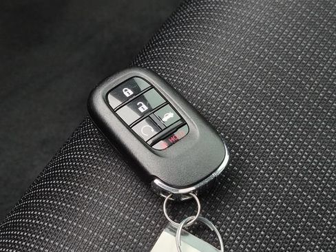 Used 2022 Honda Civic EX image 30