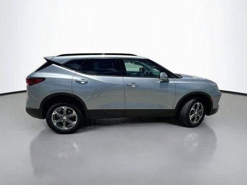 Used 2024 Chevrolet Blazer LT w/ Convenience Package FWD image 9