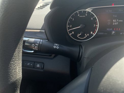 Used 2024 Nissan Altima 2.5 SV image 23