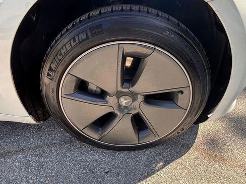 Used 2023 Tesla Model 3 Standard Range image 20