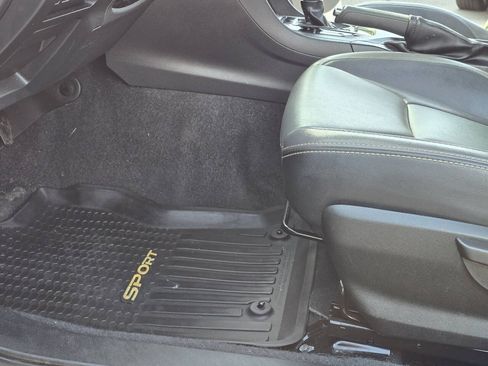 Used 2021 Subaru Crosstrek 2.5i Sport AWD/4WD image 23