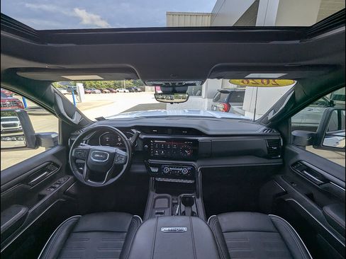 Used 2026 GMC Sierra 2500 AT4X AWD/4WD image 27
