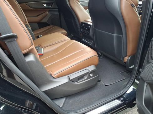 Used 2022 Acura MDX SH-AWD w/ Advance Package image 10