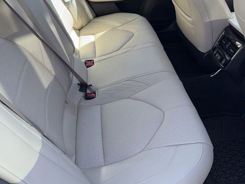 Used 2020 Toyota Avalon Limited w/ Advanced Safety Package FWD image 3