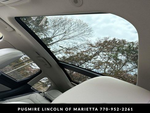 New 2026 Lincoln Corsair Premiere image 35