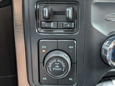New 2026 Ford F150 King Ranch w/ Equipment Group 601A High AWD/4WD image 24