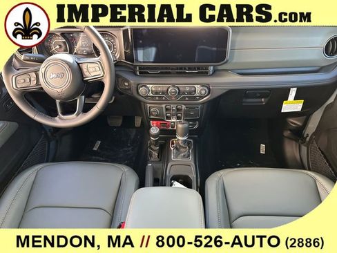 New 2026 Jeep Gladiator Mojave image 15