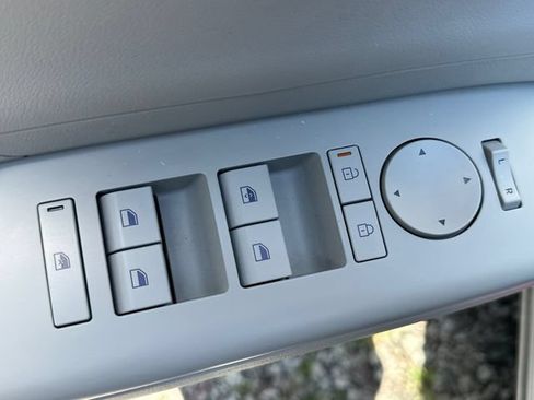 Used 2025 Hyundai Kona SEL FWD image 22