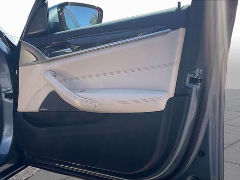 Used 2019 BMW 530i xDrive w/ Premium Package AWD/4WD image 24
