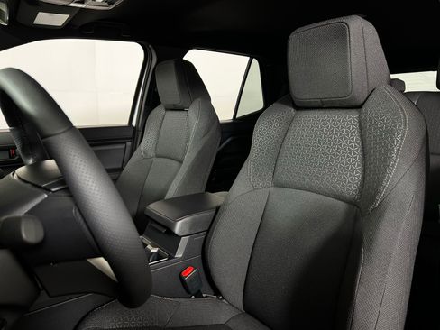 New 2025 Toyota 4Runner SR5 image 10