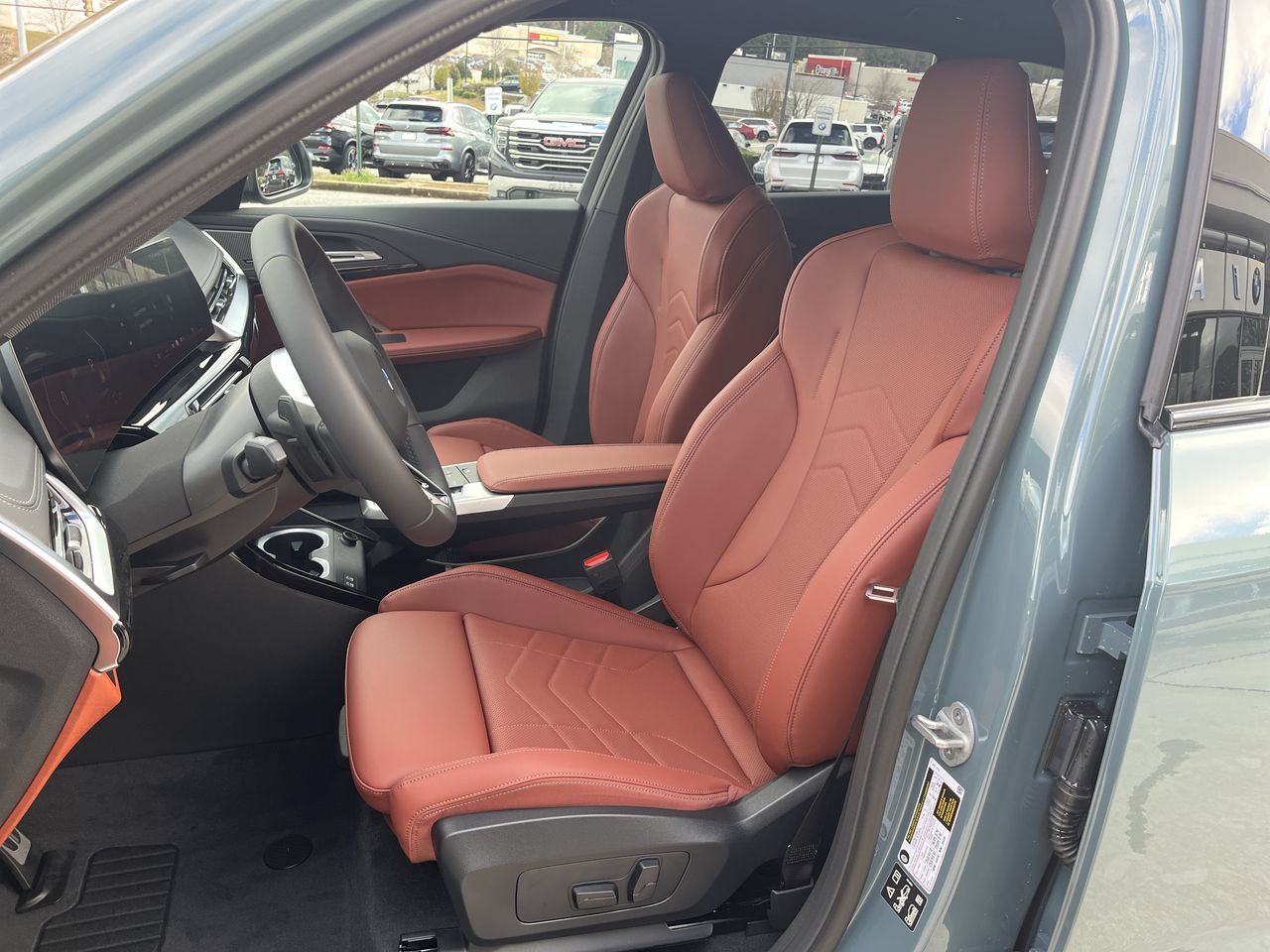 Used 2026 BMW X1 xDrive28i w/ M Sport Package AWD/4WD image 14