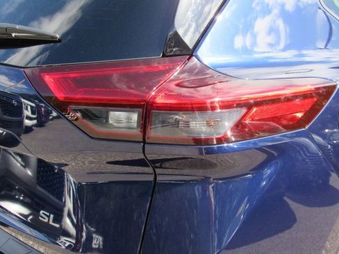 Certified 2025 Nissan Rogue SL w/ SL Premium Package FWD image 13