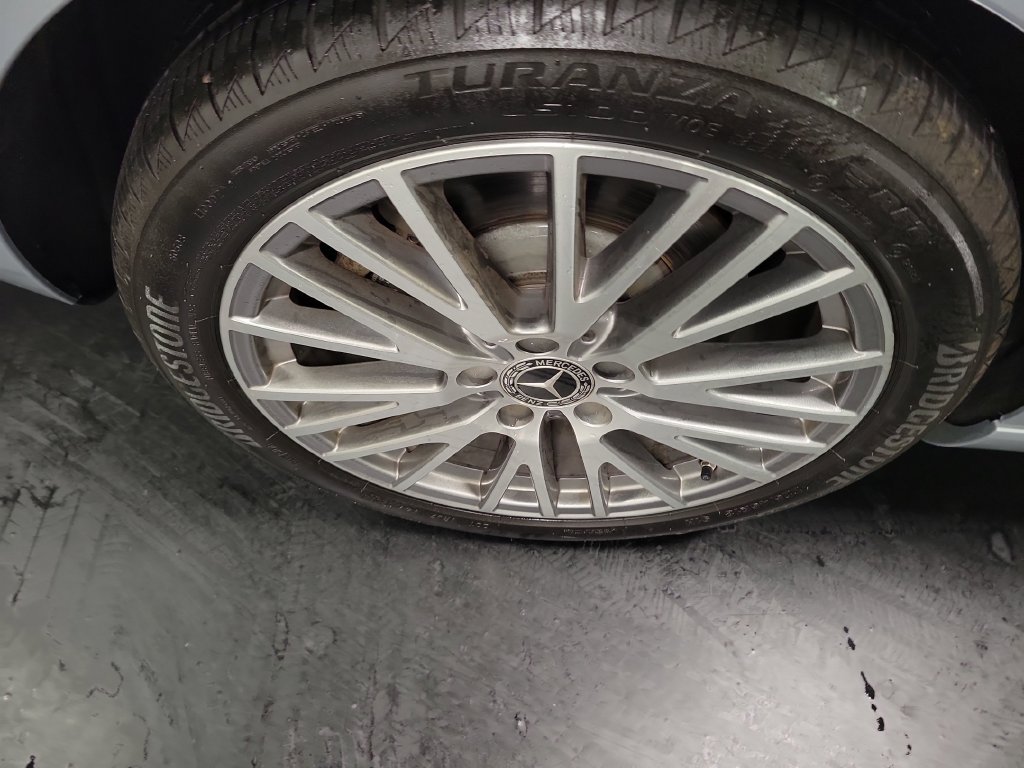 Used 2025 Mercedes-Benz CLA 250 4MATIC image 11