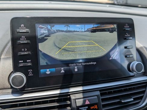 Used 2021 Honda Accord Sport Special Edition image 6