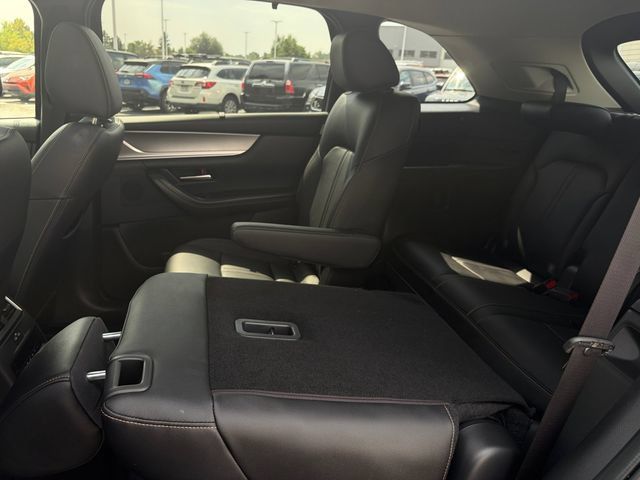 Used 2024 MAZDA CX-90 3.3 Turbo w/ Preferred Plus AWD/4WD image 17