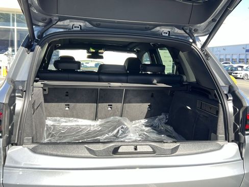 New 2026 BMW X5 xDrive40i w/ Climate Comfort Package image 24