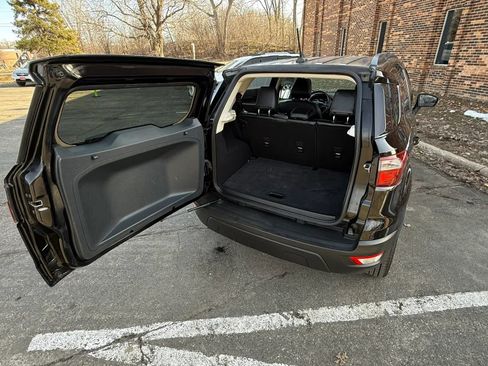 Used 2019 Ford EcoSport SES image 30