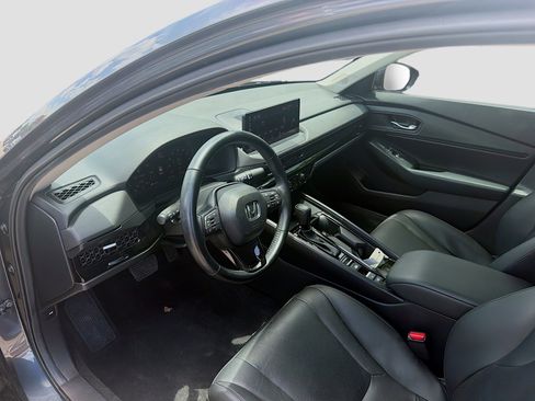Used 2024 Honda Accord EX-L image 7