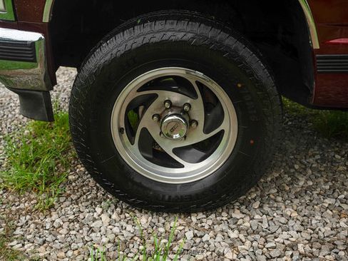 Used 1988 GMC Sierra 1500 4x4 Regular Cab image 40