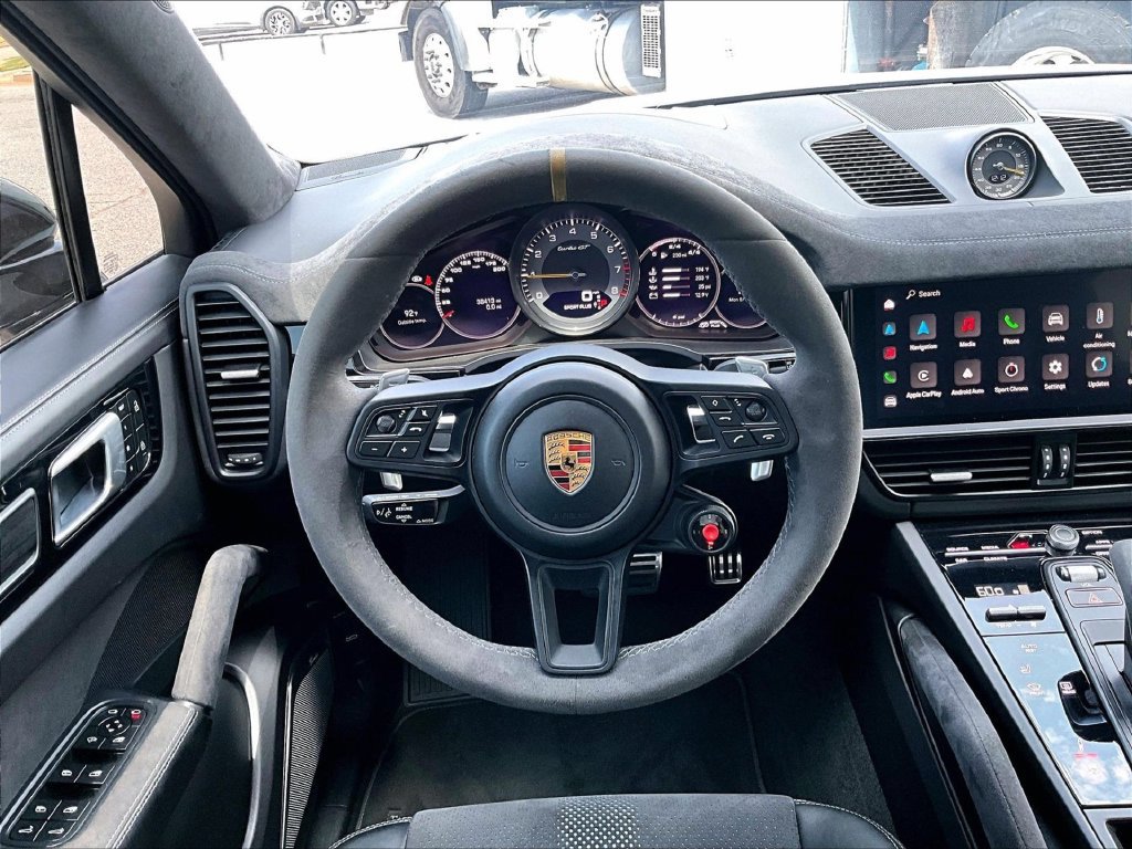 Certified 2022 Porsche Cayenne Turbo GT AWD/4WD image 15