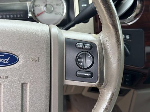 Used 2010 Ford F250 Lariat AWD/4WD image 32