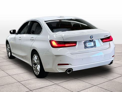 Used 2025 BMW 330i Sedan w/ Convenience Package RWD image 14