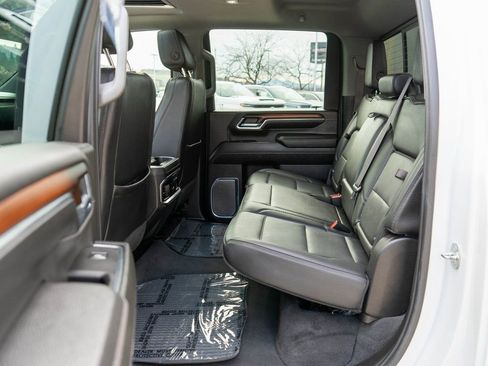 Used 2024 GMC Sierra 3500 Denali w/ Denali Reserve Package AWD/4WD image 13
