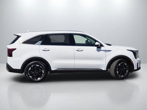 New 2026 Kia Sorento S FWD image 5