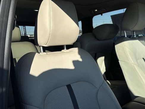 Used 2024 MAZDA CX-90 3.3 Turbo w/ Premium Package image 29