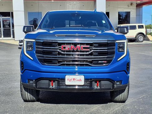 Used 2024 GMC Sierra 1500 AT4 w/ Technology Package AWD/4WD image 2