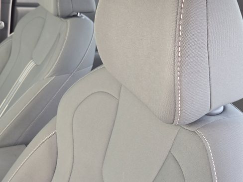 Used 2023 Hyundai Elantra SEL w/ Convenience Package image 16