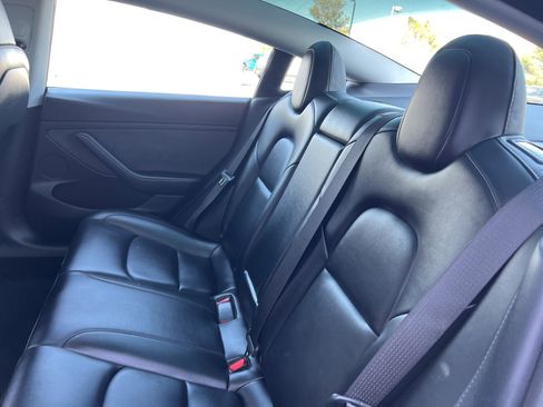 Used 2023 Tesla Model 3 Standard Range RWD image 22