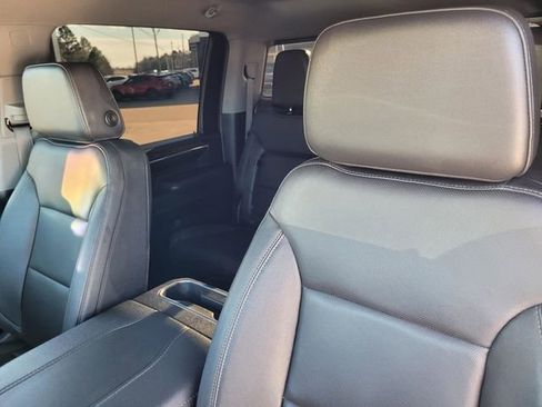 Used 2024 GMC Sierra 2500 SLT w/ SLT Premium Package image 34