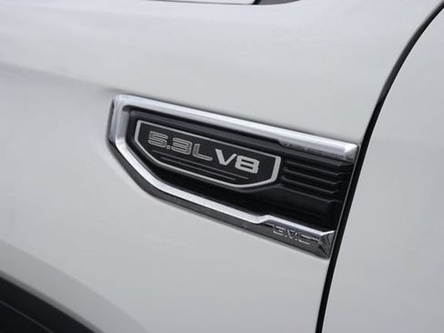 Used 2024 GMC Sierra 1500 SLT AWD/4WD image 13