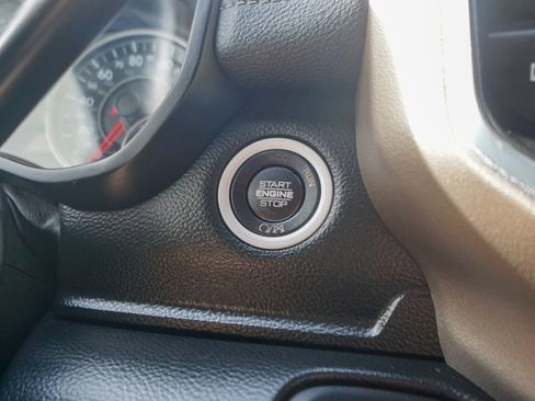 Used 2019 RAM 3500 Laramie image 27